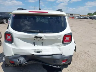 2020 Jeep Renegade Altitude with VIN ZACNJABB7LPL91859, listed as a IAAI auction lot 42038889 with 67,133 mi miles and . Bid and sale history available at DreamBid. Image 16.