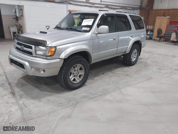 2000 Toyota 4Runner SR5 with VIN JT3HN86R6Y0307665, listed as a IAAI auction lot 42039007 with 162,449 mi miles. Bid and sale history available at carsss.com. Image 2.