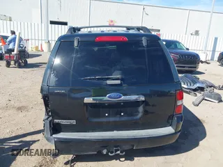 2010 Ford Explorer XLT with VIN 1FMEU6DE9AUA38321, listed as a IAAI auction lot 41817817 with 204,623 mi miles. Bid and sale history available at carsss.com. Image 16.