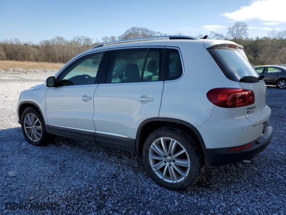 2015 Volkswagen Tiguan S with VIN WVGAV7AXXFW576514, listed as a Copart auction lot 45906025 with 90,302 mi miles and Salvage Title. Bid and sale history available at carsss.com. Image 2.