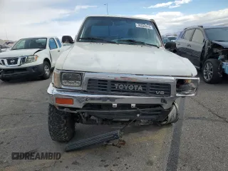 1989 Toyota Pickup DLX с VIN JT4VN13D1K5008139, выставлен на аукционе Copart как лот 76332414 с пробегом 131 303 миль миль и Списание • Salvage title. История ставок и продаж доступна на DreamBid. Изображение 5.