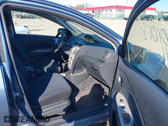 2008 Toyota Yaris with VIN JTDBT903184019529, listed as a IAAI auction lot 41801008 with 186,628 mi miles. Bid and sale history available at carsss.com. Image 5.