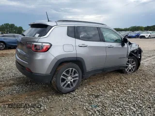 2018 Jeep Compass Latitude z VIN 3C4NJCBB8JT227542, wystawiony jako Copart lot #63772635 z przebiegiem 101 333 mil mil oraz Czysty tytuł • Clean title. Historia ofert i sprzedaży dostępna na DreamBid. Obrazek 3.