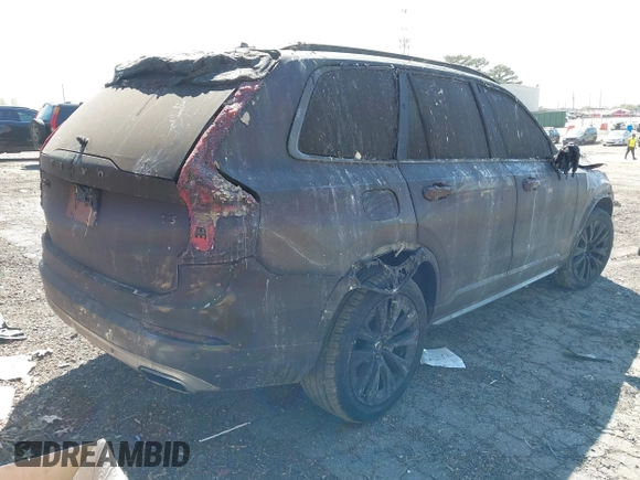 2020 Volvo XC90 Momentum with VIN YV4102CK0L1608528, listed as a IAAI auction lot 41870527 with Not provided miles and . Bid and sale history available at DreamBid. Image 4.