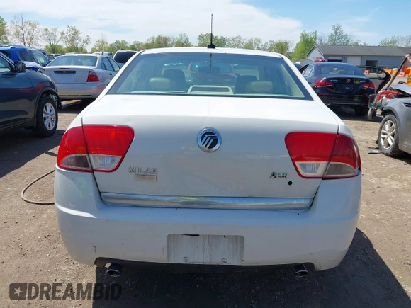 2010 Mercury Milan Premier z VIN 3MEHM0JG7AR644016, wystawiony jako IAAI lot #42214582 z przebiegiem 173 228 mil mil oraz . Historia ofert i sprzedaży dostępna na DreamBid. Obrazek 16.
