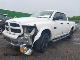 2015 Ram 1500 Outdoorsman z VIN 1C6RR7LG3FS626094, wystawiony jako IAAI lot #42431151 z przebiegiem 199 493 mil mil oraz . Historia ofert i sprzedaży dostępna na DreamBid. Obrazek 19.