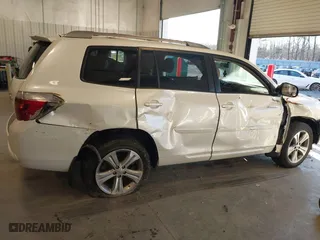 2009 Toyota Highlander Sport with VIN JTEES43A192117756, listed as a IAAI auction lot 41549335 with 111,943 mi miles. Bid and sale history available at carsss.com. Image 13.