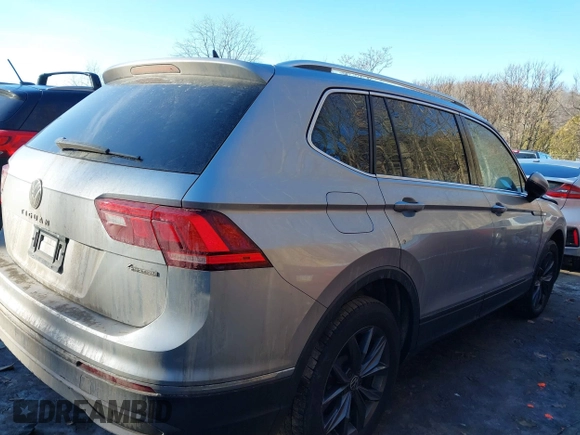 2023 Volkswagen Tiguan SE with VIN 3VVMB7AX7PM017807, listed as a IAAI auction lot 41422055 with 23,974 mi miles and . Bid and sale history available at DreamBid. Image 20.