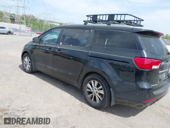 2016 Kia Sedona LX with VIN KNDMB5C13G6209401, listed as a IAAI auction lot 42091953 with 171,068 mi miles. Bid and sale history available at carsss.com. Image 3.