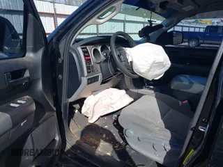 2013 Toyota Tundra 4WD Truck with VIN 5TFDW5F17DX275780, listed as a IAAI auction lot 41710728 with 160,298 mi miles. Bid and sale history available at carsss.com. Image 20.