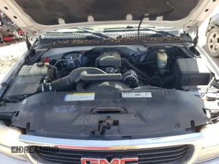 1999 GMC New Sierra 1500 SLE with VIN 2GTEK19T2X1528026, listed as a Copart auction lot 67318114 with 192,024 mi miles and Salvage Title. Bid and sale history available at carsss.com. Image 12.
