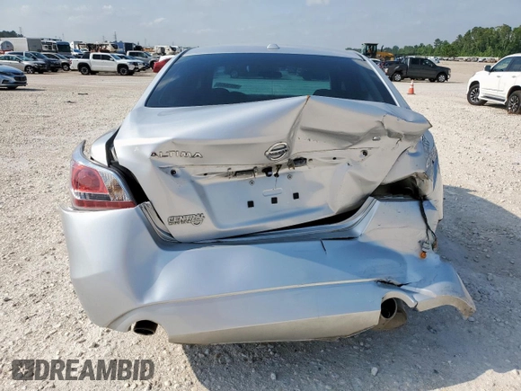 2015 Nissan Altima 2.5 with VIN 1N4AL3AP1FN353700, listed as a Copart auction lot 59236825 with 133,111 mi miles and Salvage title. Bid and sale history available at DreamBid. Image 6.