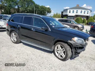 2015 Mercedes-Benz GL-Class GL 550 with VIN 4JGDF7DE0FA595106, listed as a Copart auction lot 68637723 with 120,371 mi miles. Bid and sale history available at carsss.com. Image 4.