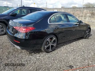 2025 Mercedes-Benz C 300 with VIN W1KAF4GBXSR252554, listed as a Copart auction lot 52370245 with 1,401 mi miles and Salvage Title. Bid and sale history available at DreamBid. Image 3.