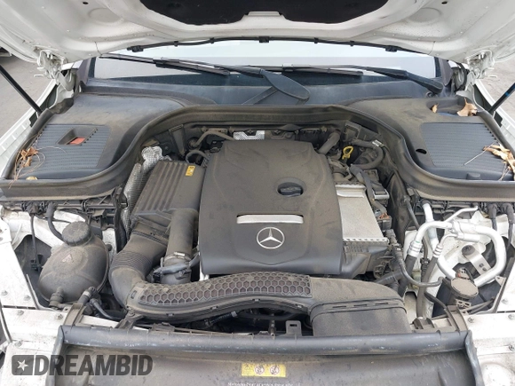 2019 Mercedes-Benz GLC 300 z VIN WDC0G4JB8KV182470, wystawiony jako IAAI lot #42429983 z przebiegiem 84 285 mil mil oraz . Historia ofert i sprzedaży dostępna na DreamBid. Obrazek 10.