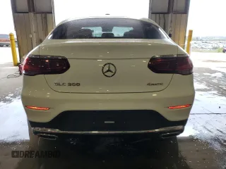 2021 Mercedes-Benz GLC 300 z VIN W1N0J8EB7MF919673, wystawiony jako Copart lot #54131345 z przebiegiem 47 628 mil mil oraz Szkoda całkowita • Salvage title. Historia ofert i sprzedaży dostępna na DreamBid. Obrazek 6.