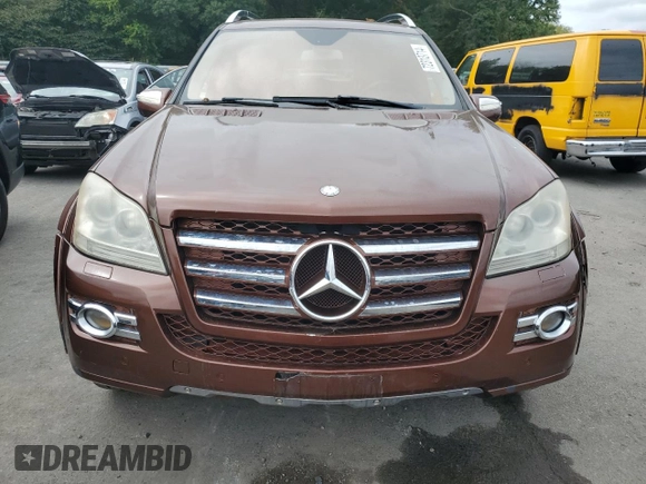 2009 Mercedes-Benz GL-Class 5.5L with VIN 4JGBF86E49A448558, listed as a Copart auction lot 72313714 with 186,608 mi miles and Clean Title. Bid and sale history available at carsss.com. Image 5.
