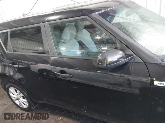 2015 Kia Soul + with VIN KNDJP3A54F7230152, listed as a IAAI auction lot 41805581 with 136,491 mi miles. Bid and sale history available at carsss.com. Image 13.