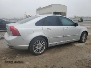 2011 Volvo S40 с VIN YV1672MS5B2543942, выставлен на аукционе Copart как лот 44022725 с пробегом 140 273 миль миль и Списание • Salvage title. История ставок и продаж доступна на DreamBid. Изображение 3.