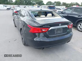 2017 Nissan Maxima SR z VIN 1N4AA6AP1HC405669, wystawiony jako IAAI lot #42157811 z przebiegiem 103 127 mil mil oraz . Historia ofert i sprzedaży dostępna na DreamBid. Obrazek 3.