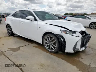 2018 Lexus IS 300 z VIN JTHBA1D25J5064142, wystawiony jako Copart lot #54236275 z przebiegiem 70 161 mil mil oraz Szkody całkowita. Historia ofert i sprzedaży dostępna na DreamBid. Obrazek 4.