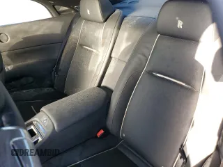 2015 Rolls-Royce Wraith z VIN SCA665C52FUX85269, wystawiony jako Copart lot #77326374 z przebiegiem Nie podano mil oraz Szkody całkowita. Historia ofert i sprzedaży dostępna na DreamBid. Obrazek 10.