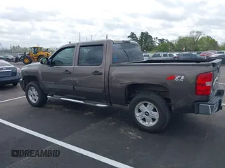 2007 Chevrolet Silverado 1500 LTZ with VIN 2GCEK133971624518, listed as a IAAI auction lot 41904320 with 230,724 mi miles and . Bid and sale history available at DreamBid. Image 14.