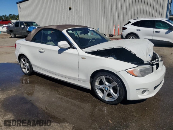 2012 BMW 1 Series 128i z VIN WBAUL7C51CVM83012, wystawiony jako Copart lot #46604615 z przebiegiem 156 565 mil mil oraz Szkody całkowita. Historia ofert i sprzedaży dostępna na DreamBid. Obrazek 4.