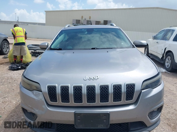 2019 Jeep Cherokee Altitude with VIN 1C4PJLLB5KD151339, listed as a IAAI auction lot 42755601 with 92,878 mi miles and . Bid and sale history available at DreamBid. Image 12.