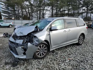 2020 Toyota Sienna LE с VIN 5TDJZ3DC2LS250972, выставлен на аукционе Copart как лот 46073675 с пробегом Не указан миль и Списание • Salvage title. История ставок и продаж доступна на DreamBid. Изображение 1.