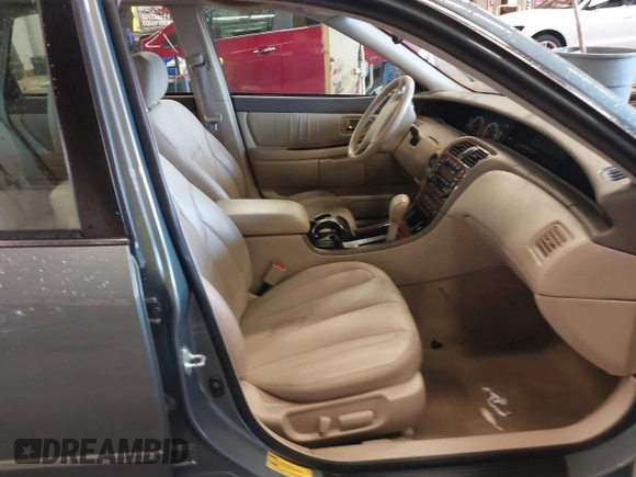 2000 Toyota Avalon XL with VIN 4T1BF28B9YU111753, listed as a IAAI auction lot 41243138 with 113,324 mi miles and . Bid and sale history available at DreamBid. Image 5.