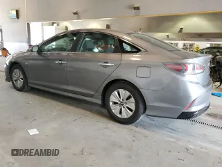 2018 Hyundai Sonata Hybrid SE with VIN KMHE24L33JA080110, listed as a Copart auction lot 61442173 with 43,398 mi miles. Bid and sale history available at carsss.com. Image 2.