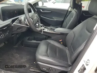 2022 Kia EV6 Wind z VIN KNDC3DLC6N5053572, wystawiony jako Copart lot #54911685 z przebiegiem 26 829 mil mil oraz Szkoda całkowita • Salvage title. Historia ofert i sprzedaży dostępna na DreamBid. Obrazek 7.