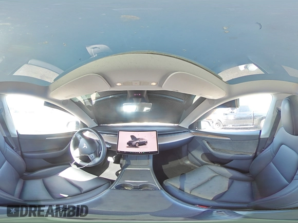2024 Tesla Model Y Long Range z VIN 7SAYGDEE2RA223052, wystawiony jako Copart lot #61485025 z przebiegiem 13 268 mil mil oraz Szkoda całkowita • Salvage title. Historia ofert i sprzedaży dostępna na DreamBid. Obrazek 14.