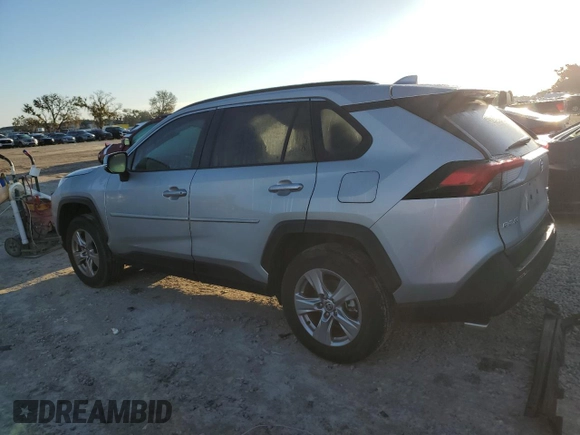 2022 Toyota RAV4 XLE with VIN 2T3W1RFV2NW195861, listed as a Copart auction lot 69635394 with 19,815 mi miles and Non repairable. Bid and sale history available at DreamBid. Image 2.