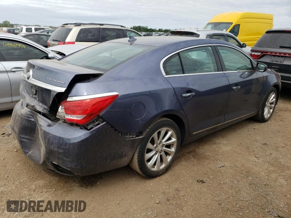 2014 Buick LaCrosse with VIN 1G4GA5G30EF119501, listed as a Copart auction lot 61633534 with 152,805 mi miles and Salvage Title. Bid and sale history available at carsss.com. Image 3.