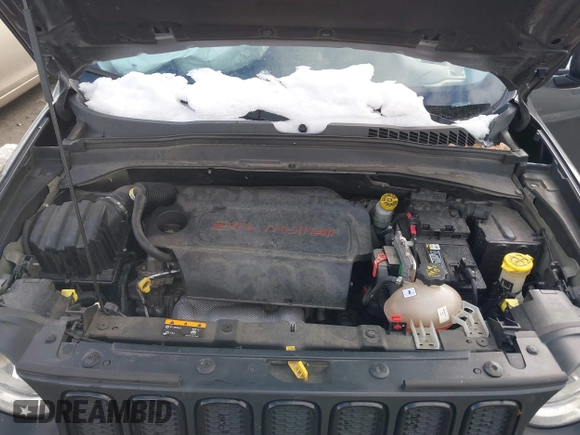 2017 Jeep Renegade Latitude with VIN ZACCJBBB9HPE84485, listed as a IAAI auction lot 41274233 with 85,176 mi miles. Bid and sale history available at carsss.com. Image 10.