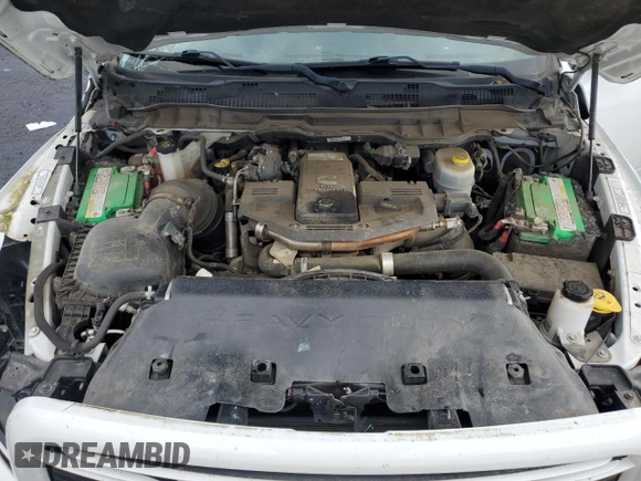 2018 Ram 2500 Laramie with VIN 3C6UR5FL0JG109472, listed as a Copart auction lot 46353435 with 102,773 mi miles and Salvage title. Bid and sale history available at DreamBid. Image 11.