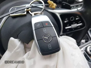 2020 Mercedes-Benz C 300 with VIN WDDWF8EB7LR547807, listed as a IAAI auction lot 42603171 with 16,441 mi miles and . Bid and sale history available at DreamBid. Image 11.