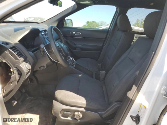 2019 Ford Police Interceptor Utility with VIN 1FM5K8AR4KGA32113, listed as a Copart auction lot 49788045 with 0 mi miles and Non Repairable. Bid and sale history available at carsss.com. Image 7.
