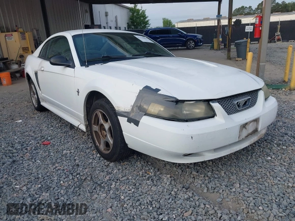 2003 Ford Mustang Standard с VIN 1FAFP404X3F374199, выставлен на аукционе IAAI как лот 42156866 с пробегом 224 102 миль миль и . История ставок и продаж доступна на DreamBid. Изображение 1.