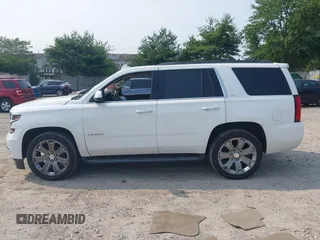 2017 Chevrolet Tahoe LT z VIN 1GNSKBKC2HR330422, wystawiony jako IAAI lot #42419205 z przebiegiem 136 444 mil mil oraz . Historia ofert i sprzedaży dostępna na DreamBid. Obrazek 14.