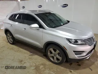 2017 Lincoln MKC Premiere with VIN 5LMCJ1C9XHUL19168, listed as a Copart auction lot 50961935 with 102,513 mi miles and Clean Title. Bid and sale history available at DreamBid. Image 4.