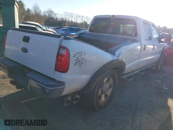 2014 Ford Super Duty F-250 SRW XL with VIN 1FT7W2BT5EEA34137, listed as a IAAI auction lot 41271275 with 66,446 mi miles. Bid and sale history available at carsss.com. Image 4.