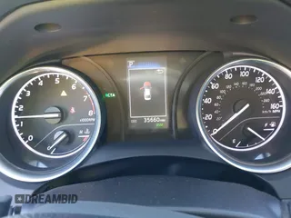 2018 Toyota Camry LE z VIN 4T1B11HK0JU546451, wystawiony jako IAAI lot #41054832 z przebiegiem 35 660 mil mil oraz . Historia ofert i sprzedaży dostępna na DreamBid. Obrazek 7.