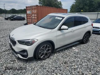 2021 BMW X1 xDrive28i z VIN WBXJG9C04M5T35158, wystawiony jako Copart lot #58527725 z przebiegiem 40 120 mil mil oraz Szkoda całkowita • Salvage title. Historia ofert i sprzedaży dostępna na DreamBid. Obrazek 1.