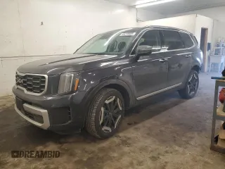 2025 Kia Telluride S z VIN 5XYP6DGC7SG577335, wystawiony jako Copart lot #43278985 z przebiegiem 4096 mil mil oraz Szkody całkowita. Historia ofert i sprzedaży dostępna na DreamBid. Obrazek 1.