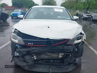 2016 Volkswagen Jetta GLI SE с VIN 3VW4T7AJ6GM413621, выставлен на аукционе IAAI как лот 42199927 с пробегом 87 696 миль миль и . История ставок и продаж доступна на DreamBid. Изображение 6.