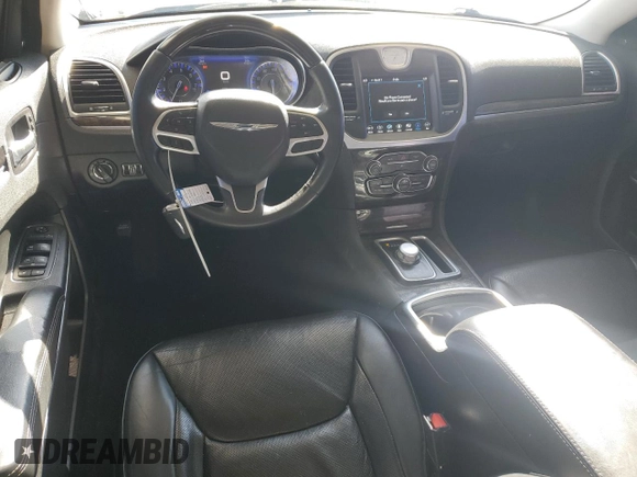 2019 Chrysler 300 Limited with VIN 2C3CCAKG4KH578075, listed as a Copart auction lot 48793195 with 96,986 mi miles and Salvage Title. Bid and sale history available at carsss.com. Image 8.