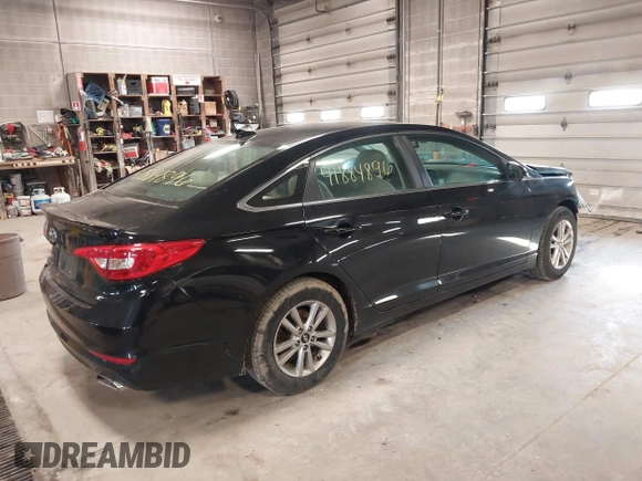 2016 Hyundai Sonata SE z VIN 5NPE24AF5GH260658, wystawiony jako IAAI lot #41884896 z przebiegiem 127 645 mil mil oraz . Historia ofert i sprzedaży dostępna na DreamBid. Obrazek 4.